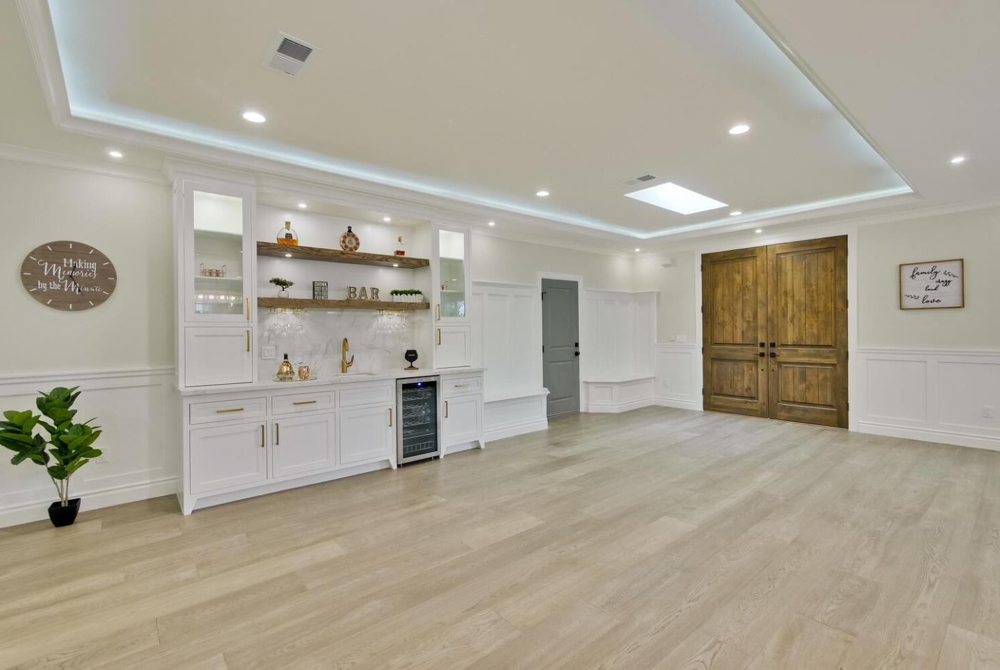 Detail Gallery Image 16 of 200 For 2350 Cabrillo Ave, Santa Clara,  CA 95050 - 4 Beds | 3 Baths