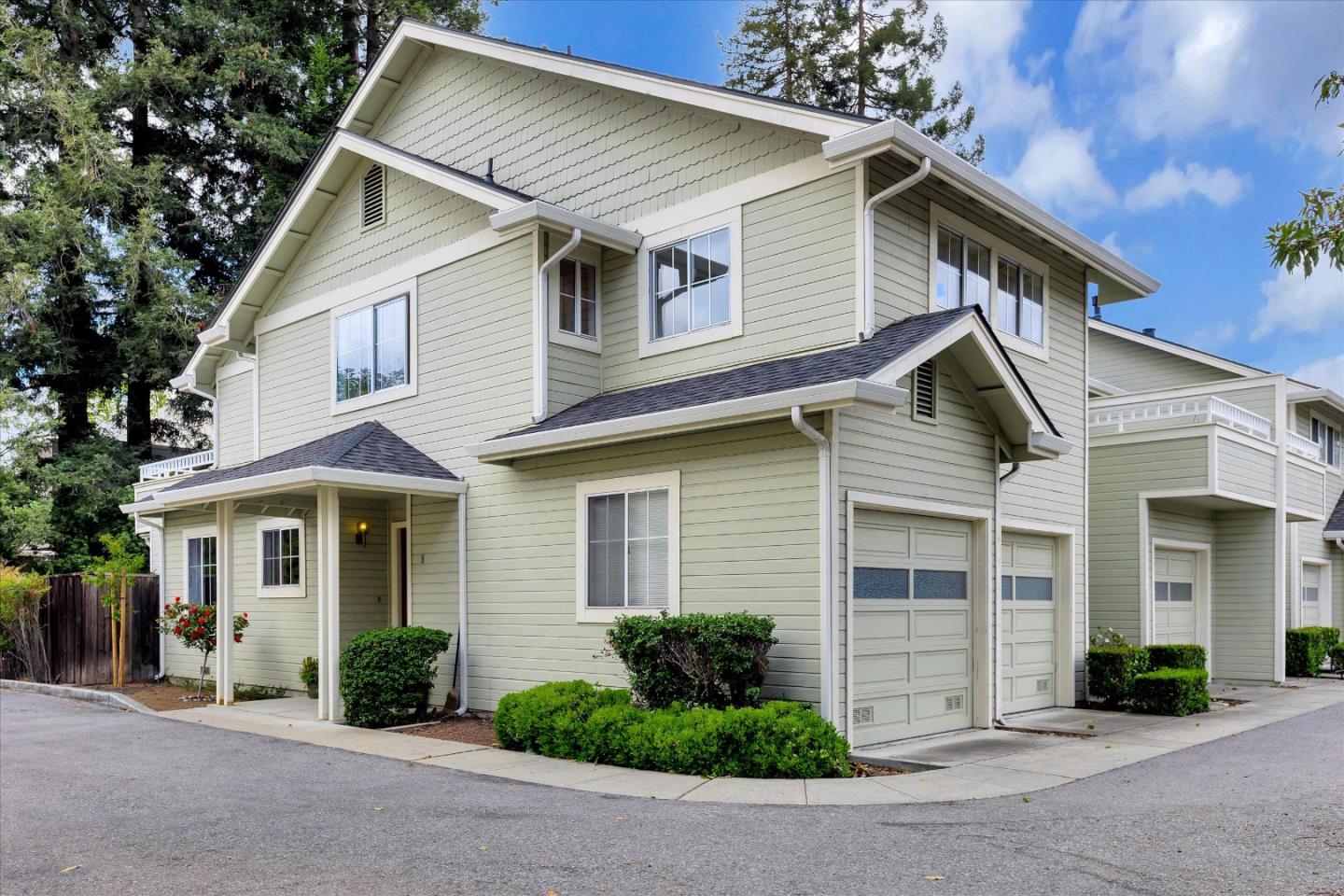 Detail Gallery Image 1 of 1 For 271 Sierra Vista Ave #8,  Mountain View,  CA 94043 - 3 Beds | 2/1 Baths