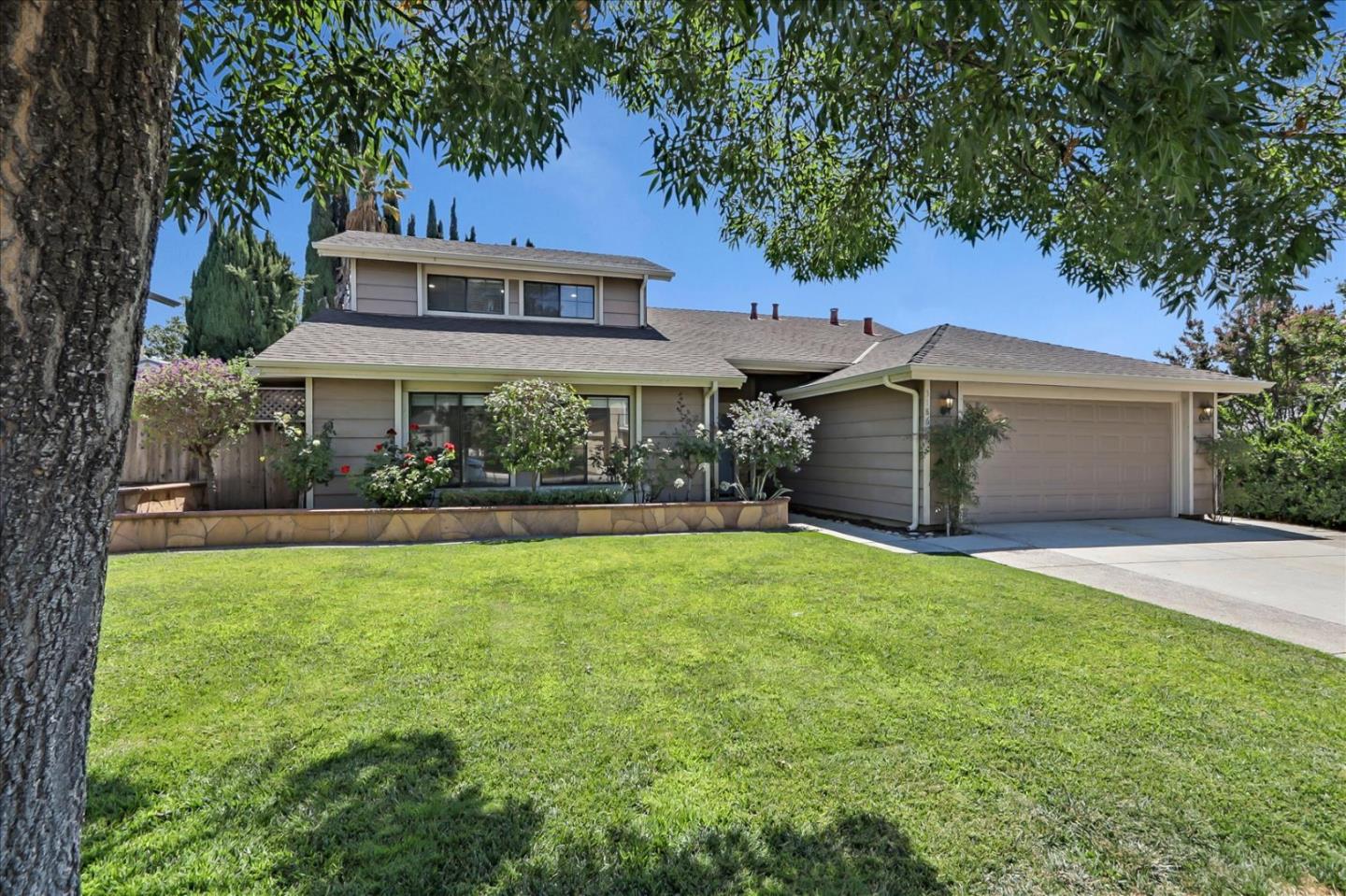 Detail Gallery Image 1 of 1 For 3186 Adamswood Dr, San Jose,  CA 95148 - 3 Beds | 2 Baths