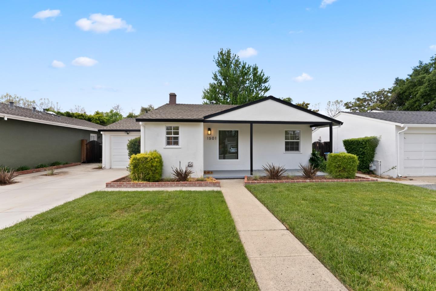 Detail Gallery Image 1 of 1 For 1501 Darlene Ave, San Jose,  CA 95125 - 2 Beds | 2 Baths