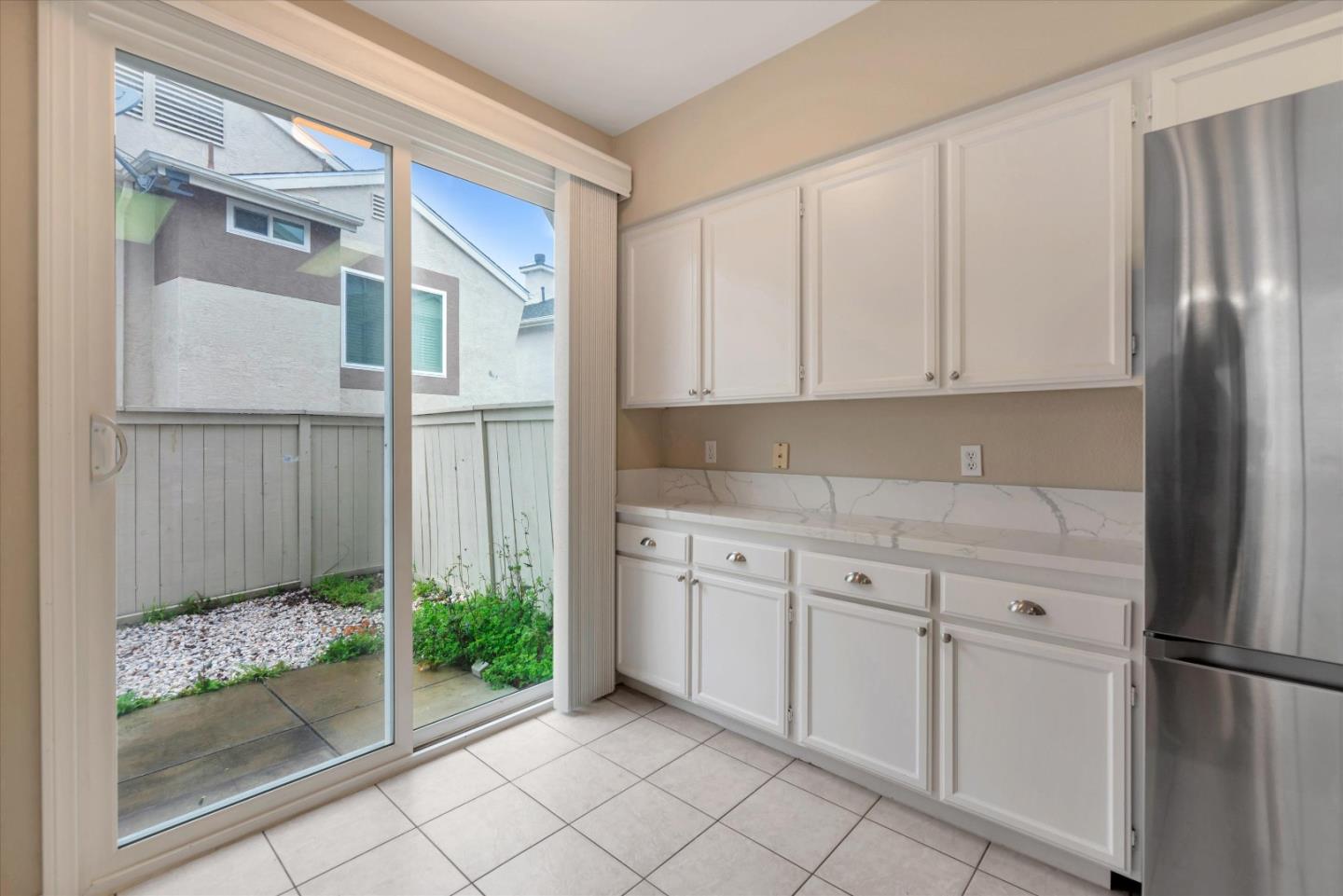 Detail Gallery Image 15 of 36 For 11865 Spruce Run Dr #C,  San Diego,  CA 92131 - 3 Beds | 2/1 Baths