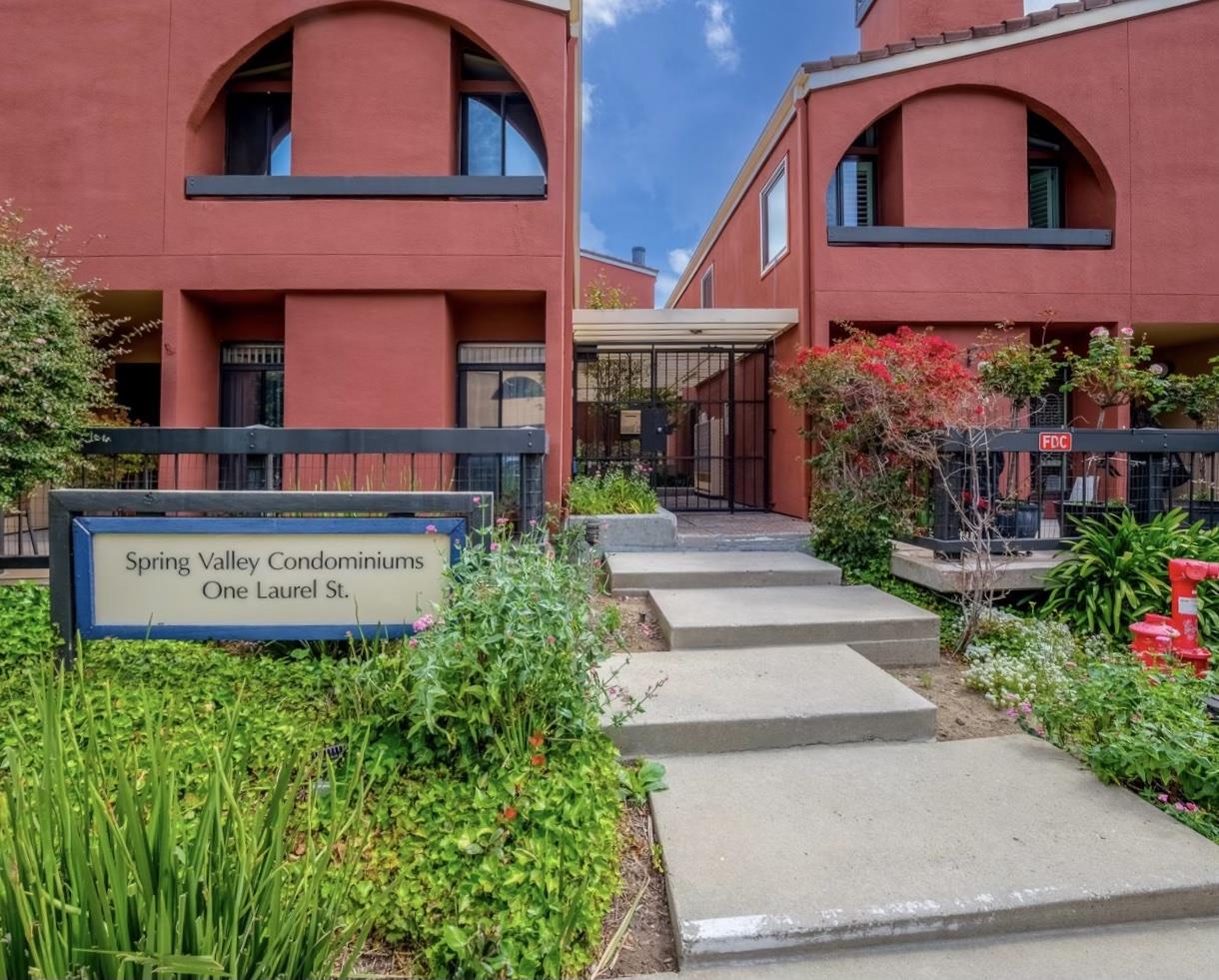 Detail Gallery Image 1 of 1 For 1 Laurel St #302,  San Carlos,  CA 94070 - 2 Beds | 2 Baths