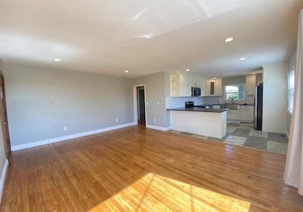 Detail Gallery Image 6 of 11 For 3522 Mission Dr, Santa Cruz,  CA 95065 - 3 Beds | 2 Baths