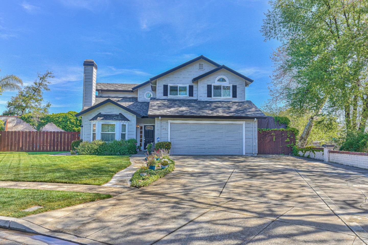 Detail Gallery Image 1 of 1 For 1973 Coventry St, Salinas,  CA 93906 - 4 Beds | 2/1 Baths