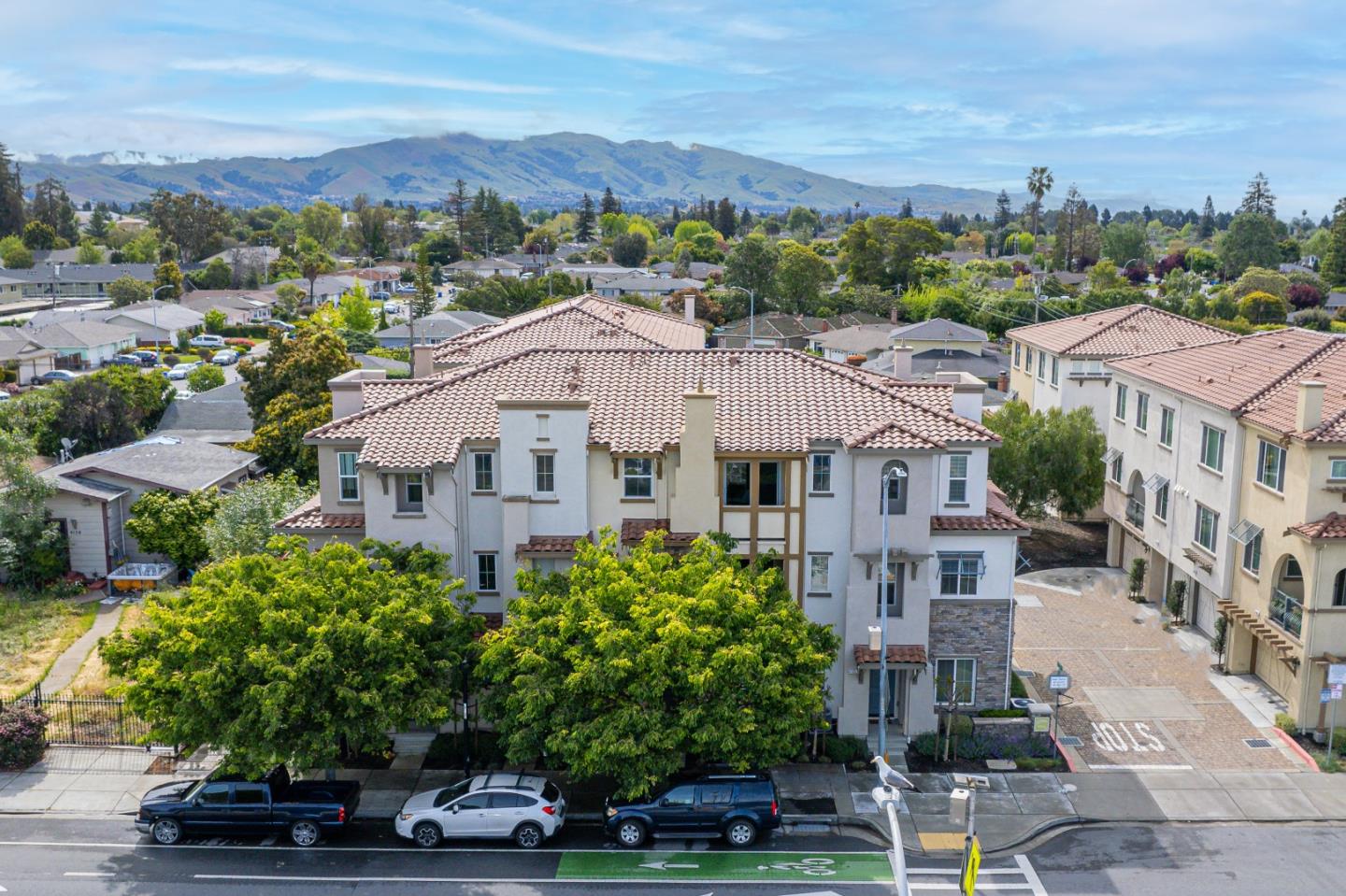 Detail Gallery Image 1 of 1 For 4194 Central Ave, Fremont,  CA 94536 - 2 Beds | 2 Baths