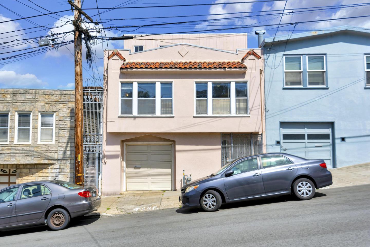 Detail Gallery Image 1 of 1 For 837 Girard St, San Francisco,  CA 94134 - 3 Beds | 2 Baths