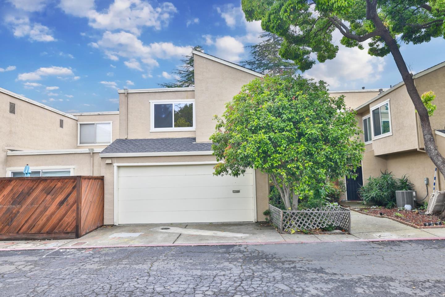 Detail Gallery Image 1 of 1 For 27734 Eucalyptus Ct, Hayward,  CA 94544 - 3 Beds | 2 Baths