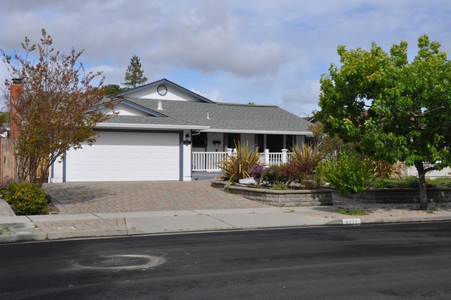 Detail Gallery Image 1 of 1 For 6277 Hopi Cir, San Jose,  CA 95123 - 3 Beds | 2 Baths