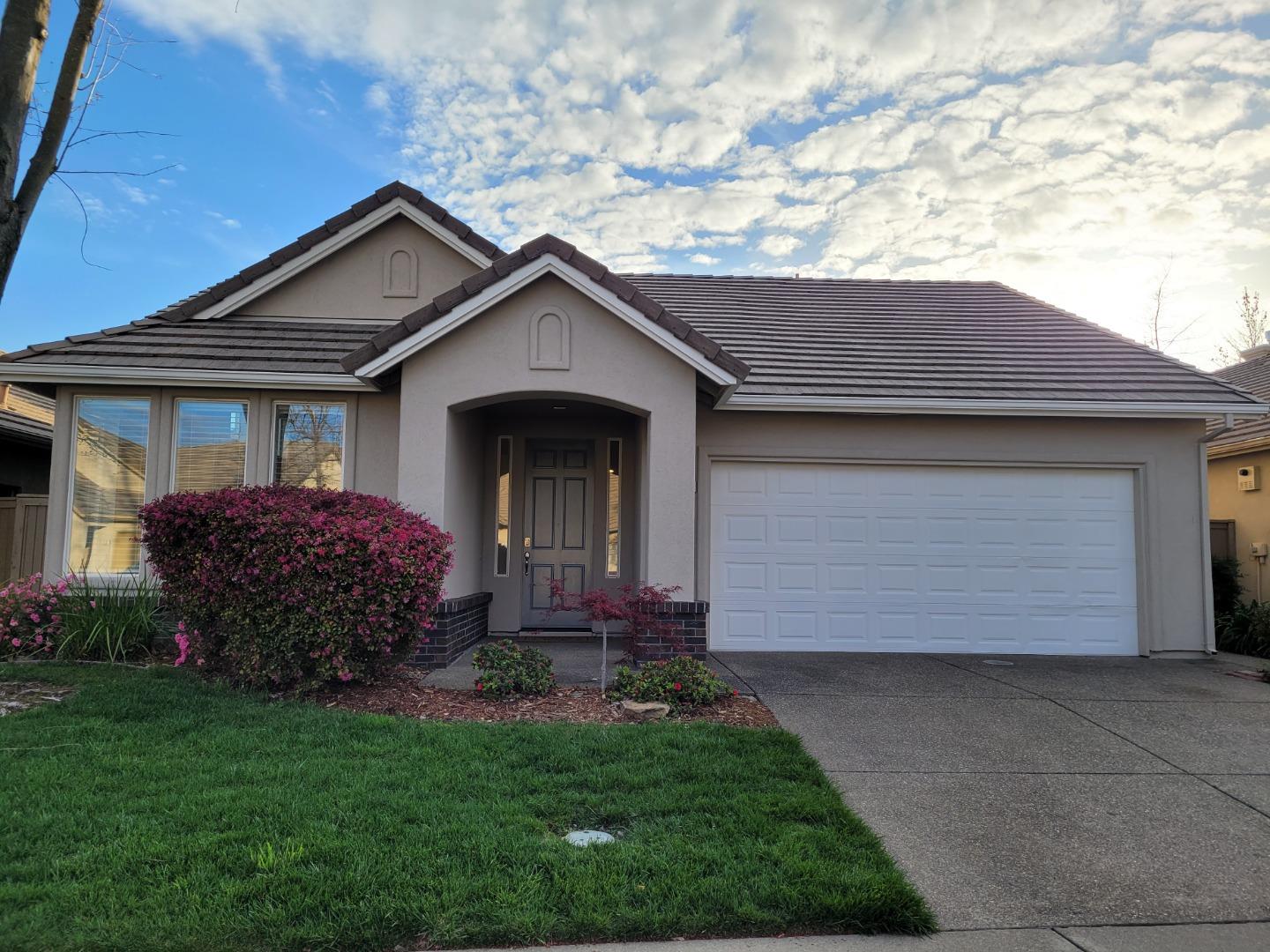 Photo of 1214 Blackberry Cir in Folsom, CA