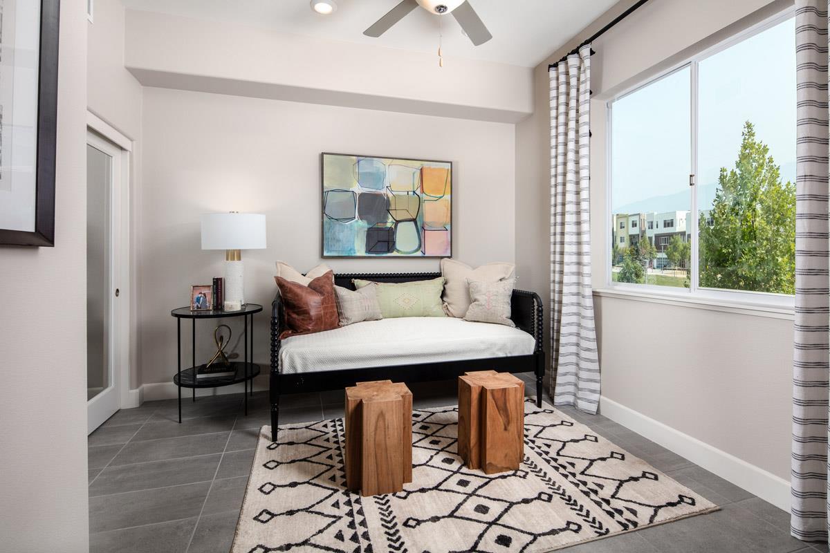 Detail Gallery Image 1 of 1 For 350 Llano De Los Robles Ave #3,  San Jose,  CA 95136 - 2 Beds | 2 Baths