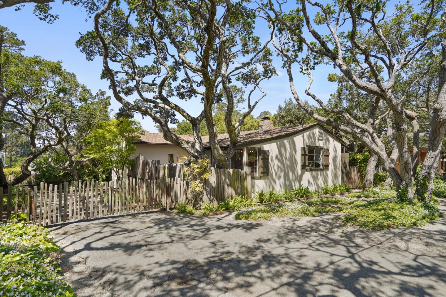 Detail Gallery Image 1 of 1 For 0 Perry Newberry 3 Nw of 5th, Carmel,  CA 93921 - 2 Beds | 1 Baths
