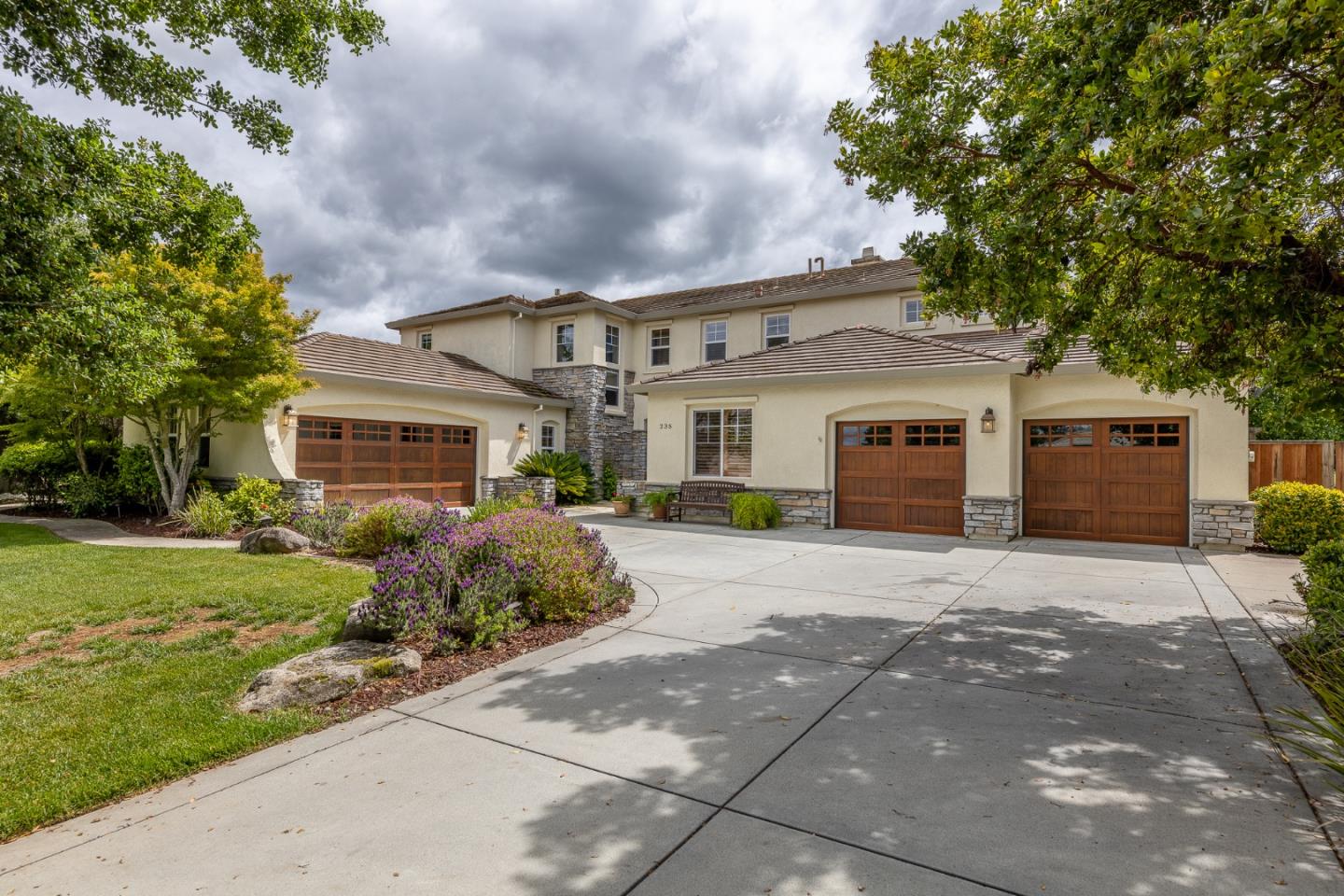 Detail Gallery Image 1 of 1 For 235 via Vaquero Norte, San Juan Bautista,  CA 95045 - 5 Beds | 4 Baths