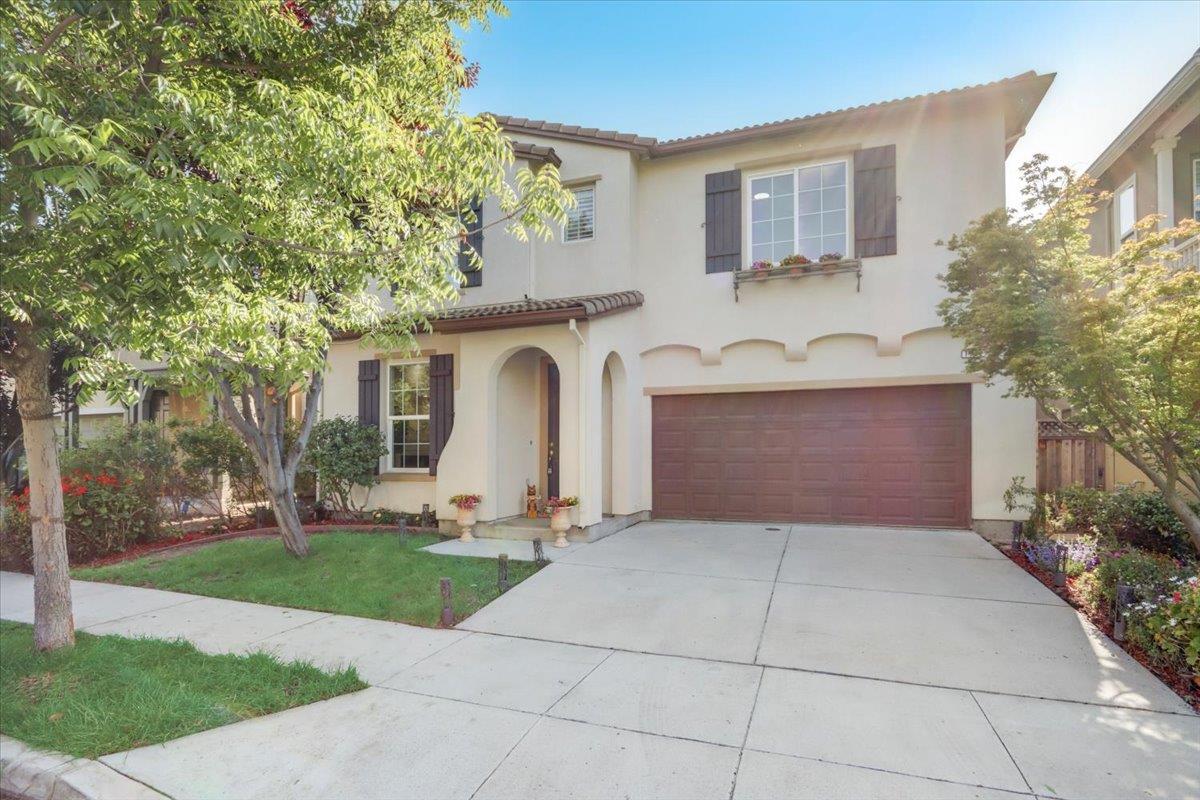 Detail Gallery Image 1 of 1 For 1992 Bright Willow Cir, San Jose,  CA 95131 - 4 Beds | 2/1 Baths
