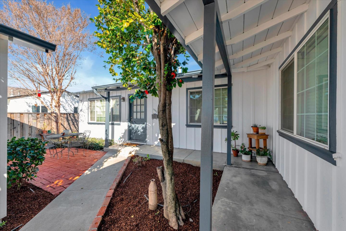 Detail Gallery Image 4 of 15 For 1944 Bird Ave, San Jose,  CA 95125 - 3 Beds | 2 Baths