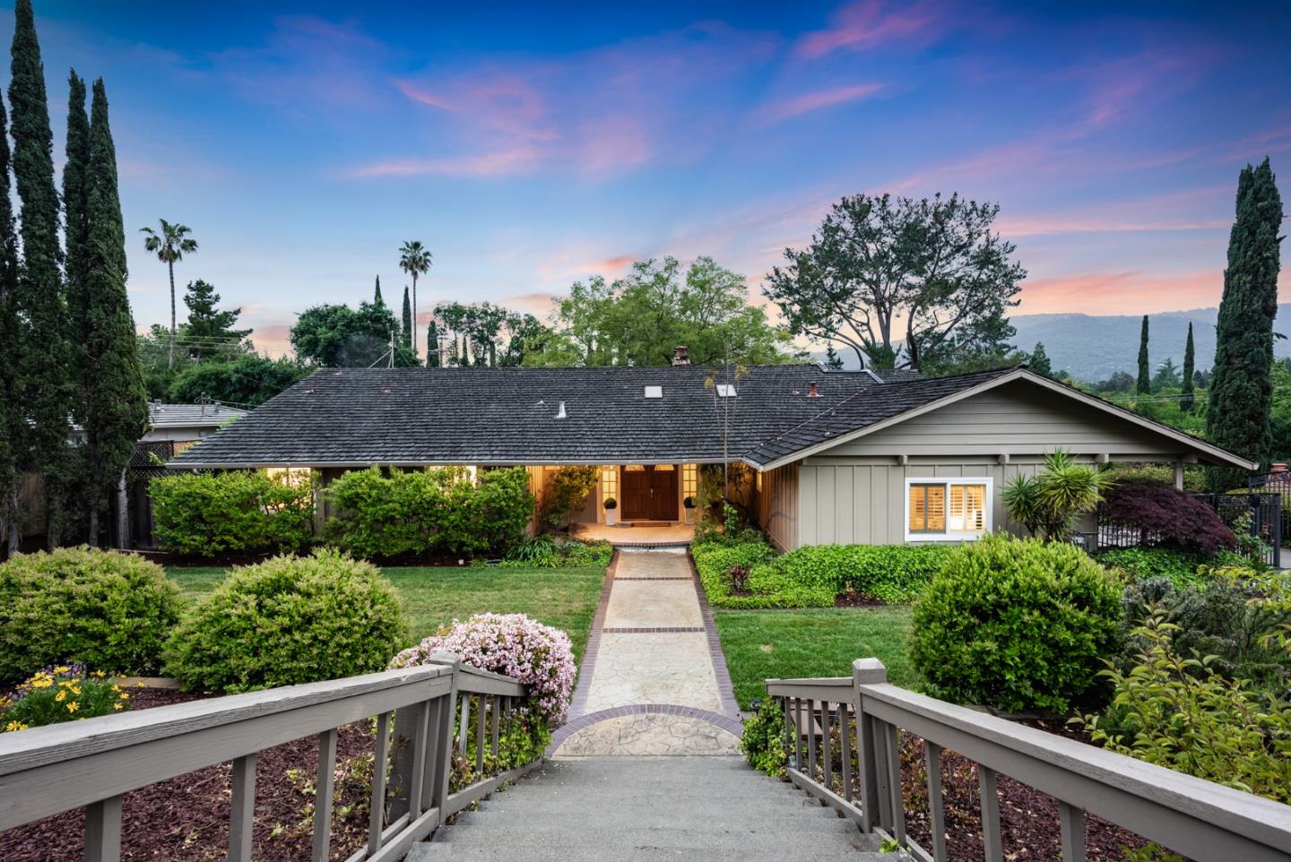 Detail Gallery Image 1 of 1 For 265 Montclair Rd, Los Gatos,  CA 95032 - 5 Beds | 3/1 Baths