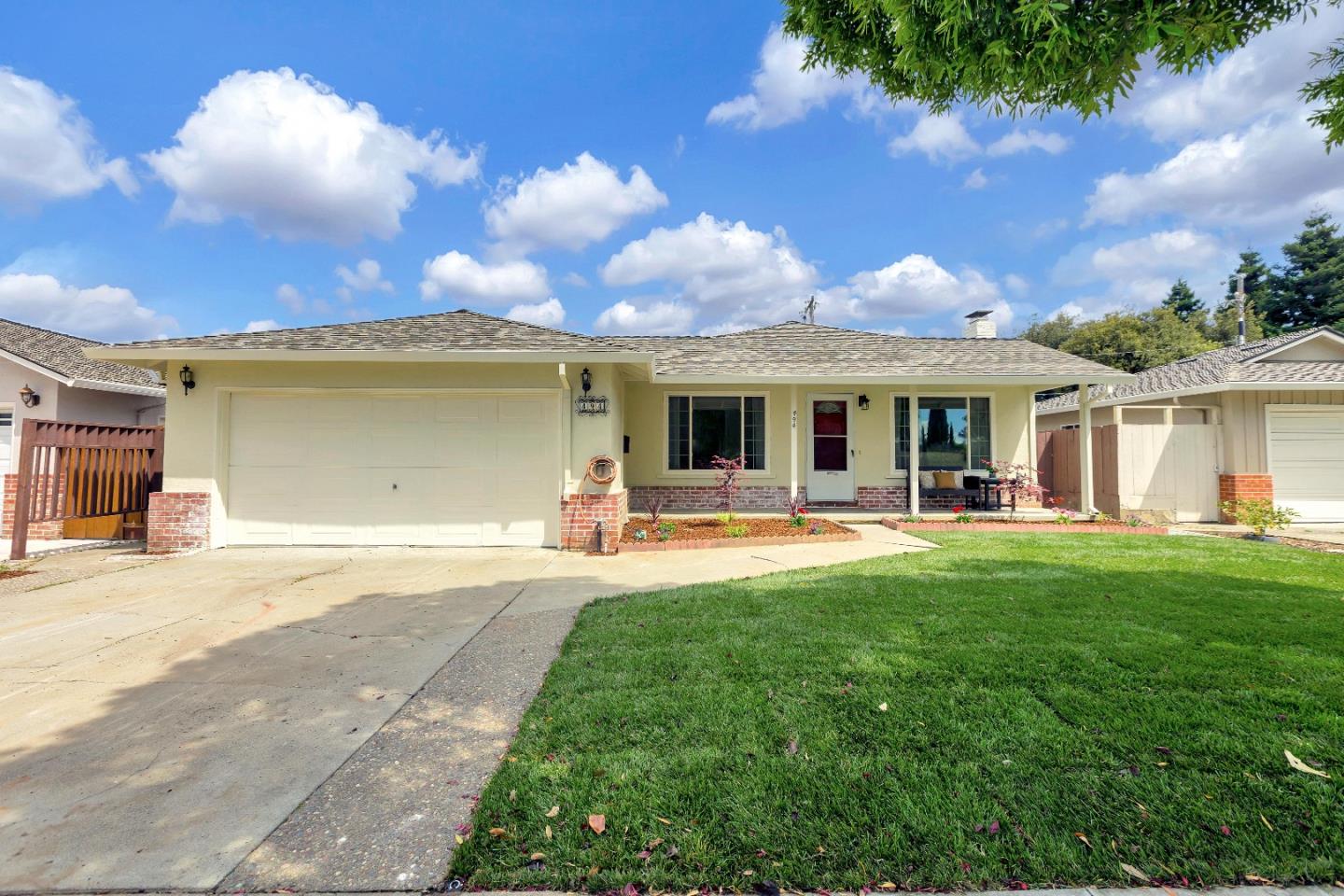 Detail Gallery Image 1 of 1 For 494 Peralta Ave, Sunnyvale,  CA 94086 - 3 Beds | 1/1 Baths