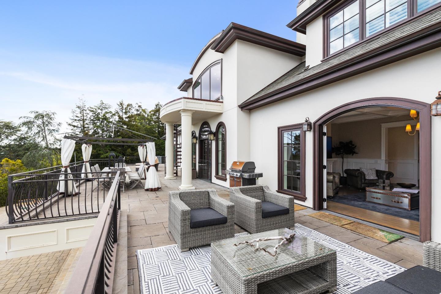 Detail Gallery Image 34 of 57 For 101 Bella Vista Dr, Hillsborough,  CA 94010 - 6 Beds | 7/1 Baths