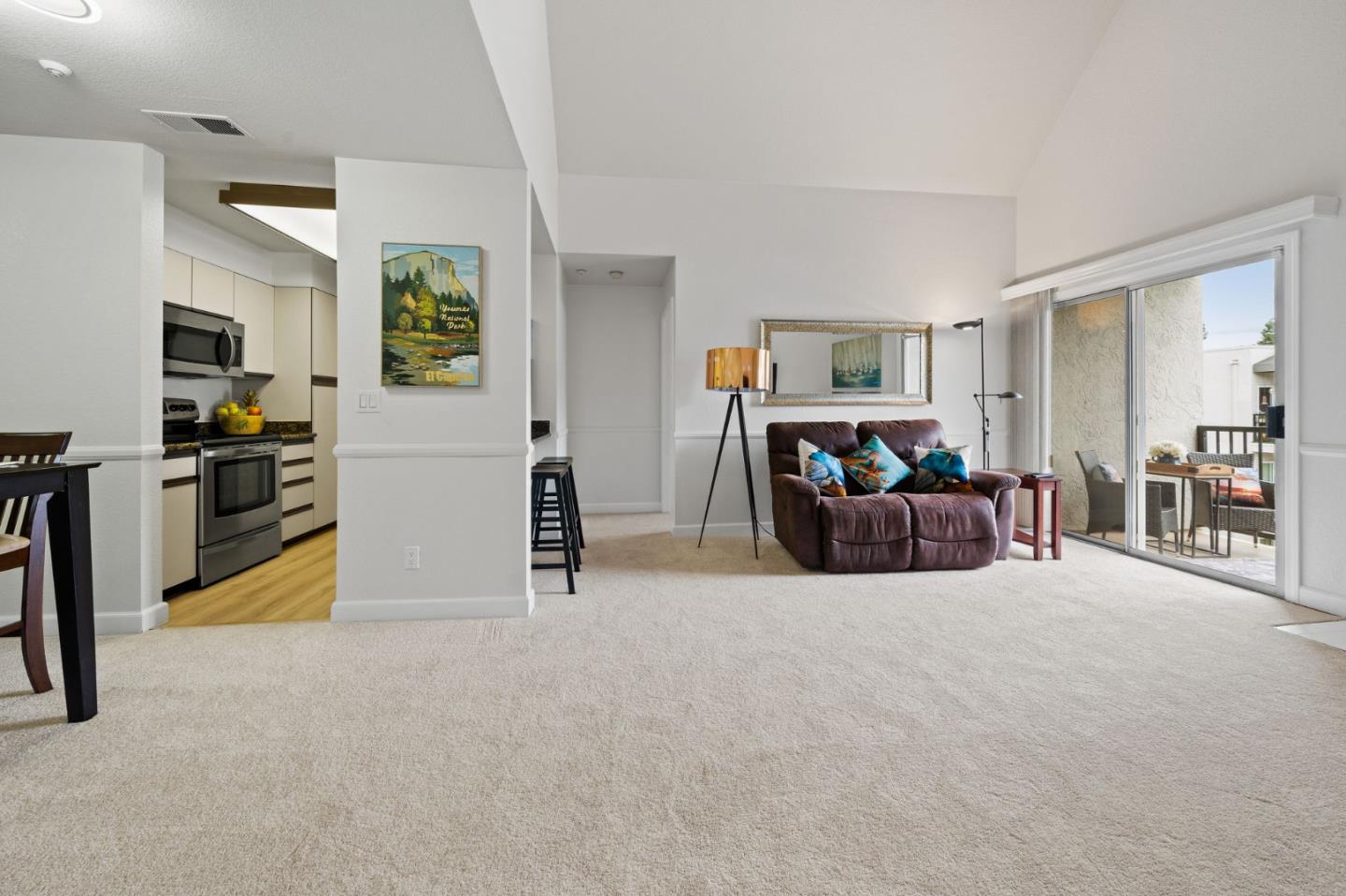 Detail Gallery Image 1 of 1 For 3183 Wayside Plz #310,  Walnut Creek,  CA 94597 - 2 Beds | 2 Baths