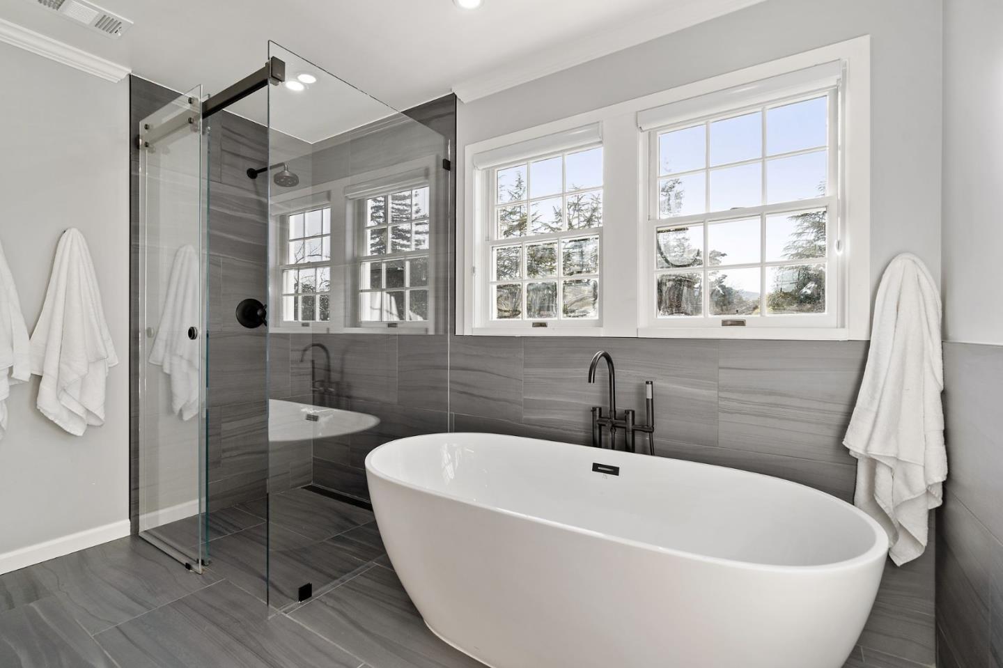 Detail Gallery Image 18 of 46 For 1652 Ralston Ave, Belmont,  CA 94002 - 6 Beds | 5 Baths