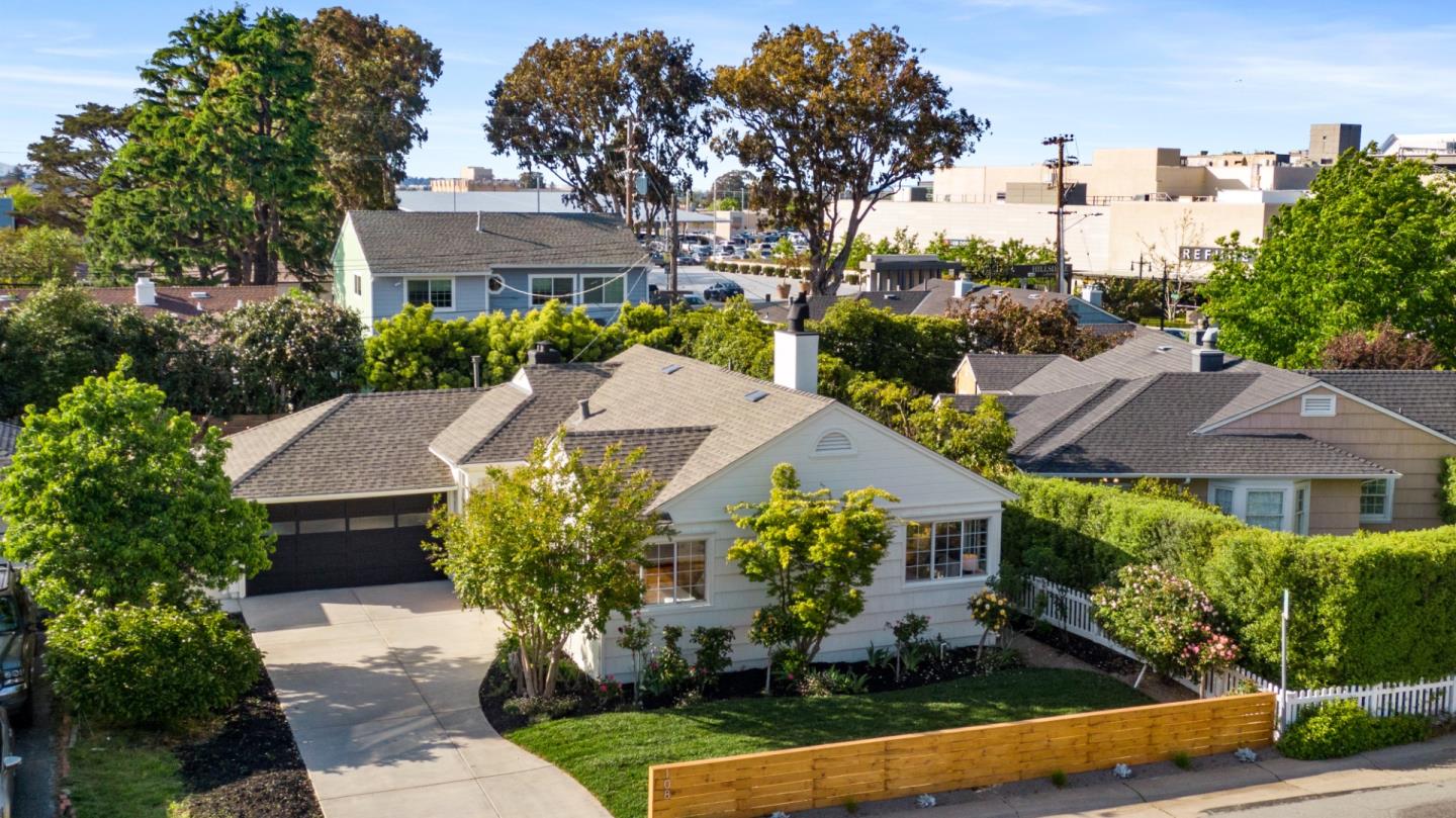 Detail Gallery Image 50 of 75 For 108 Arrowood Ln, San Mateo,  CA 94403 - 2 Beds | 2 Baths