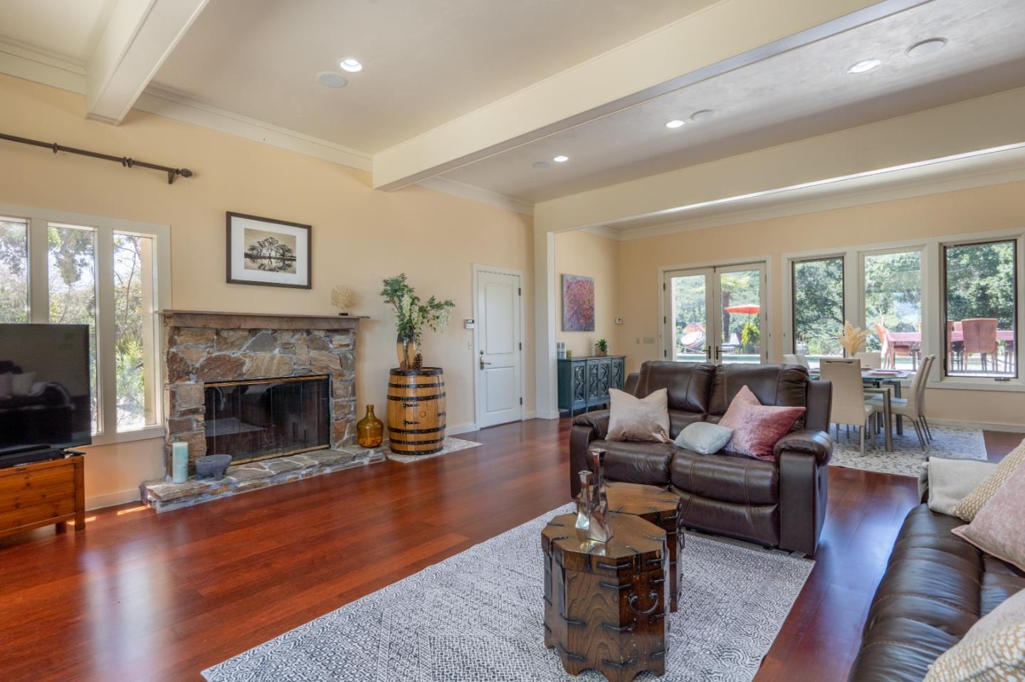 Detail Gallery Image 9 of 40 For 278 Corral De Tierra Rd, Salinas,  CA 93908 - 4 Beds | 3/1 Baths