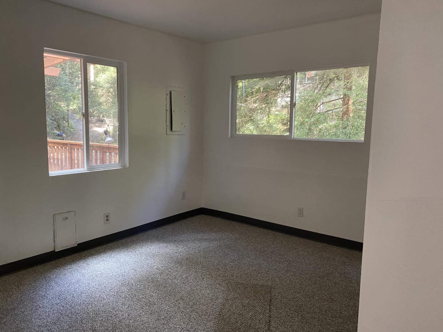 Detail Gallery Image 9 of 15 For 983 Brookside Dr, Felton,  CA 95018 - 4 Beds | 2 Baths