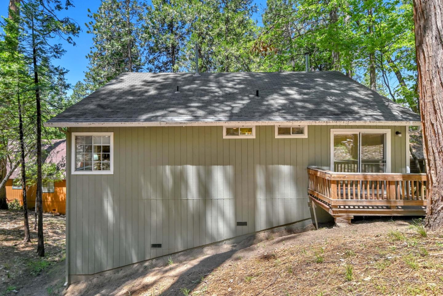 Detail Gallery Image 18 of 77 For 22583 Spruce Dr, Twain Harte,  CA 95383 - 3 Beds | 3 Baths