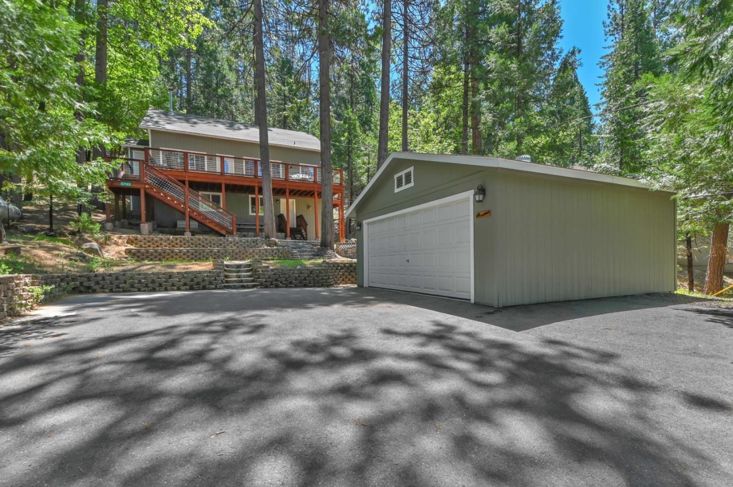 Detail Gallery Image 24 of 77 For 22583 Spruce Dr, Twain Harte,  CA 95383 - 3 Beds | 3 Baths