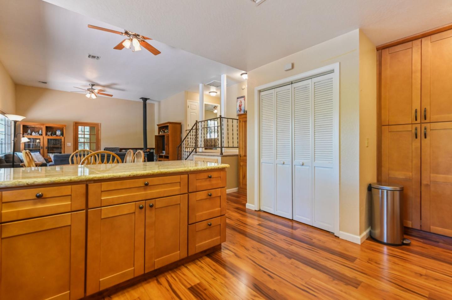 Detail Gallery Image 58 of 77 For 22583 Spruce Dr, Twain Harte,  CA 95383 - 3 Beds | 3 Baths