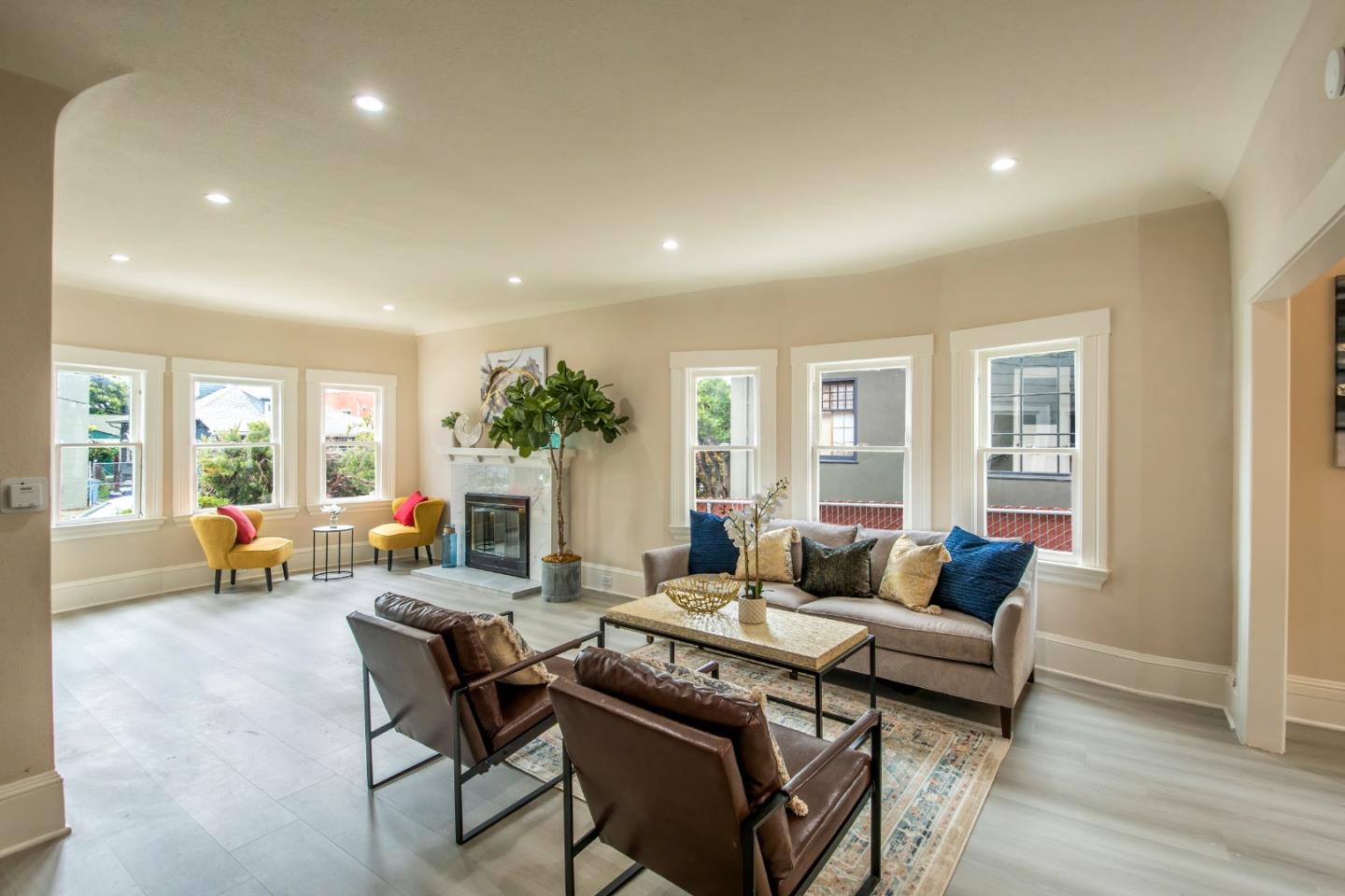 Detail Gallery Image 10 of 47 For 1711 Ward St, Berkeley,  CA 94703 - 3 Beds | 2 Baths