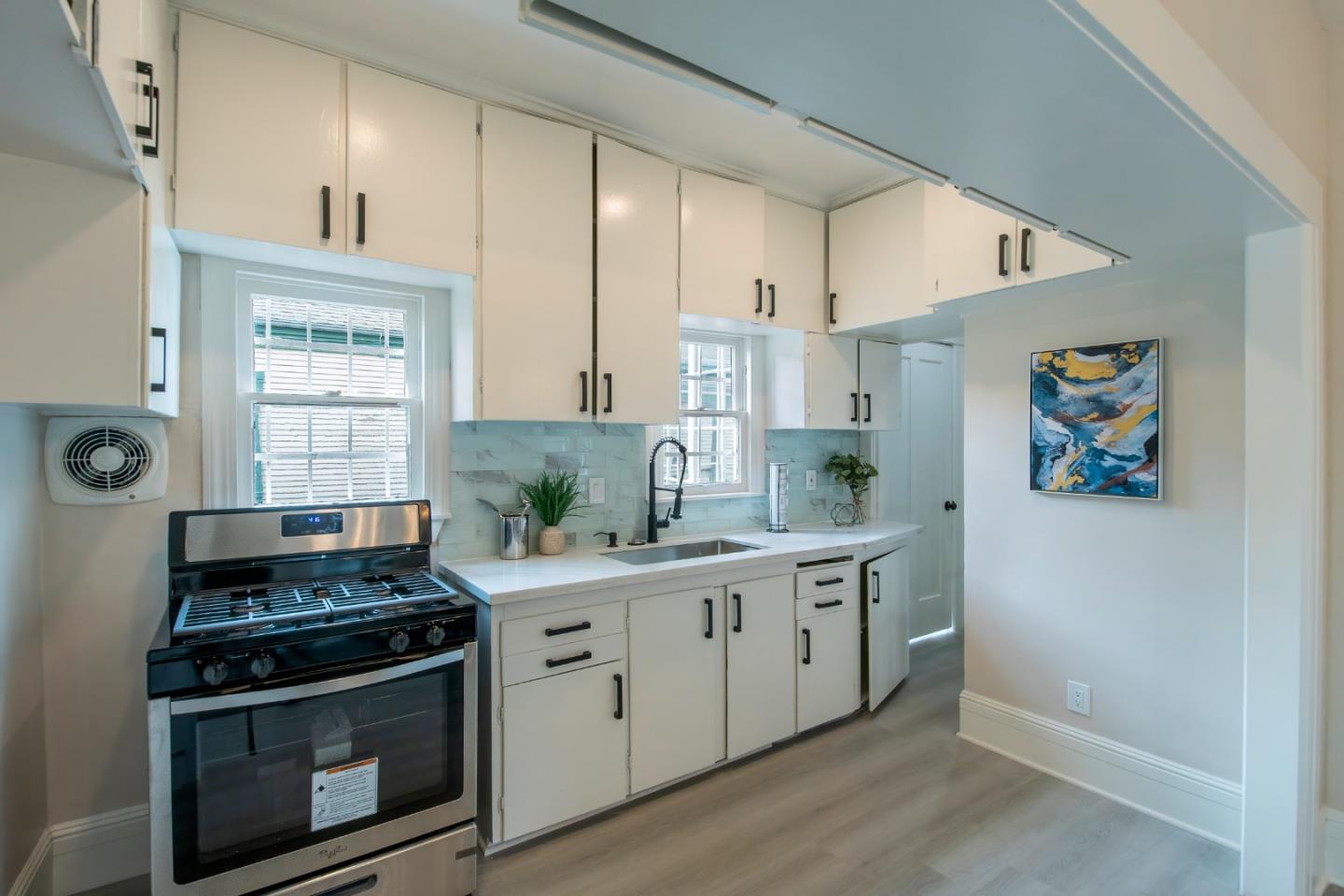 Detail Gallery Image 18 of 47 For 1711 Ward St, Berkeley,  CA 94703 - 3 Beds | 2 Baths