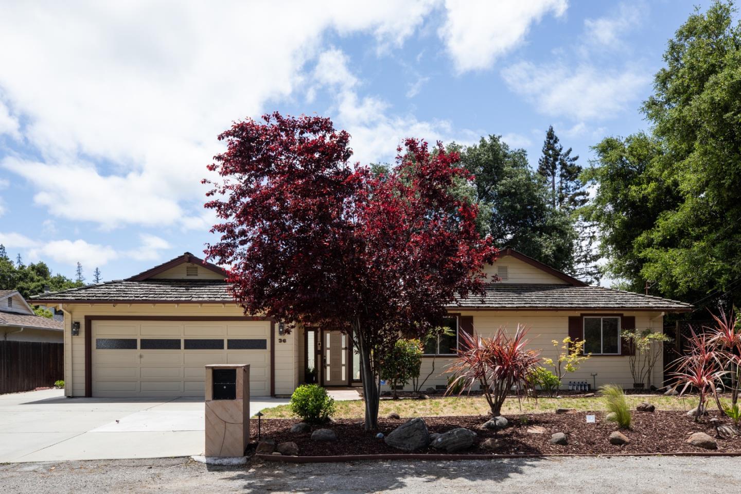 Detail Gallery Image 1 of 1 For 36 Pine Ln, Los Altos,  CA 94022 - 3 Beds | 2/1 Baths