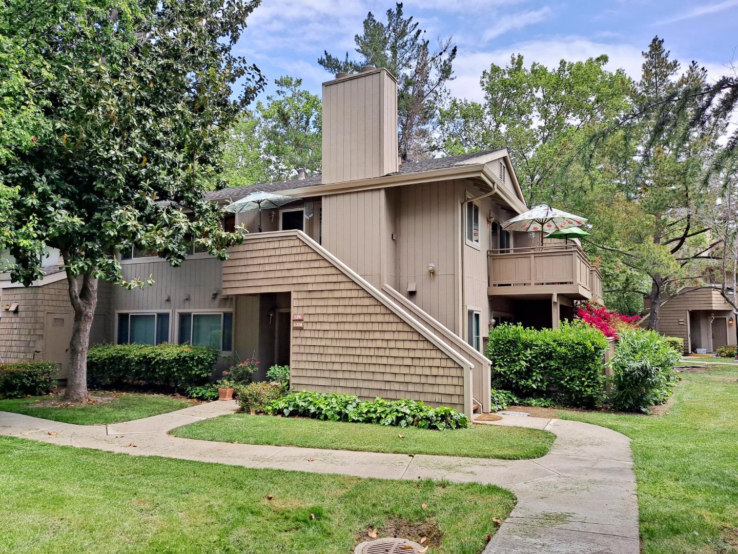 Detail Gallery Image 1 of 1 For 5310 Makati Cir, San Jose,  CA 95123 - 2 Beds | 2 Baths