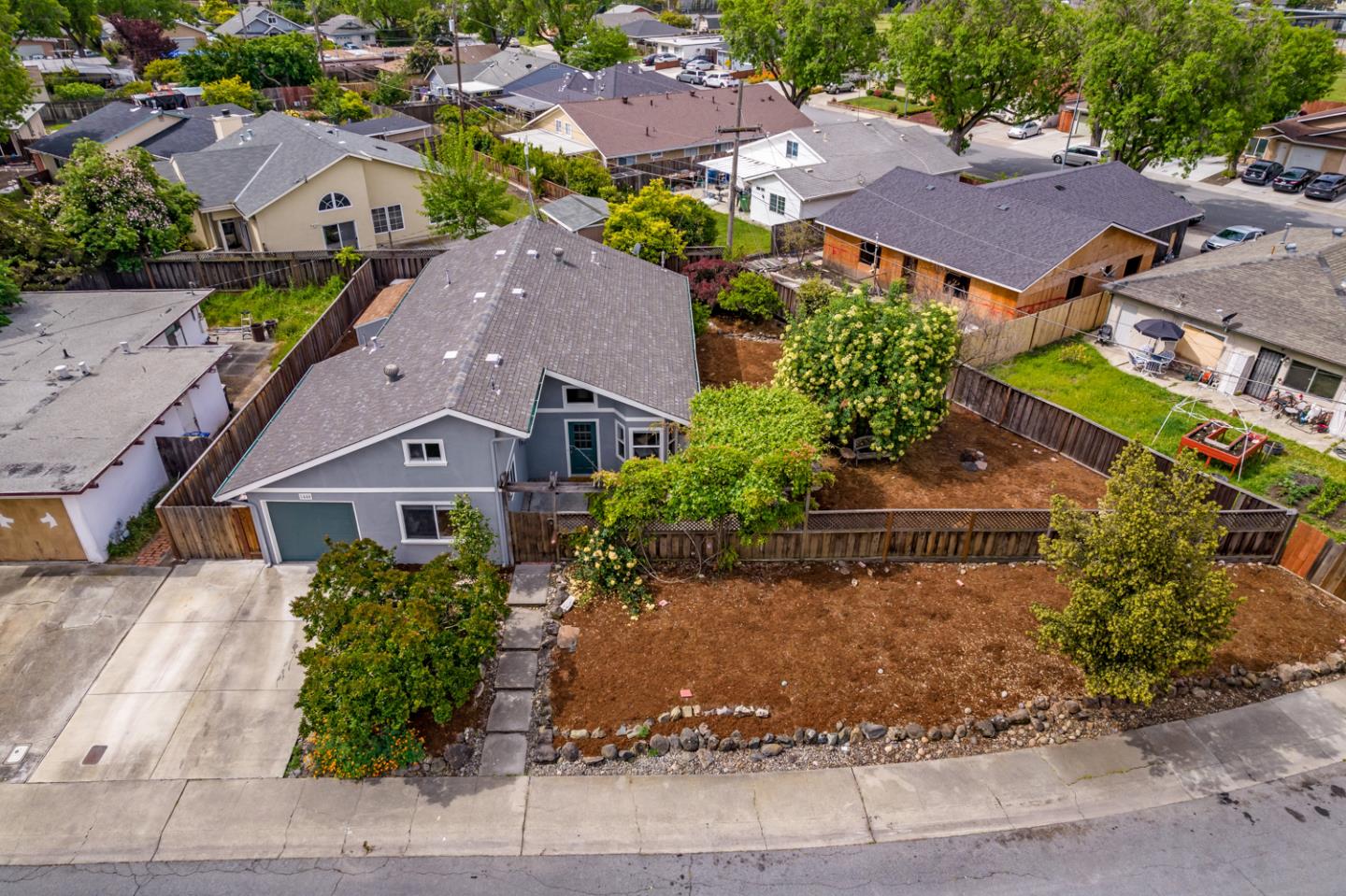 Detail Gallery Image 1 of 1 For 1440 Edsel Dr, Milpitas,  CA 95035 - 4 Beds | 2 Baths