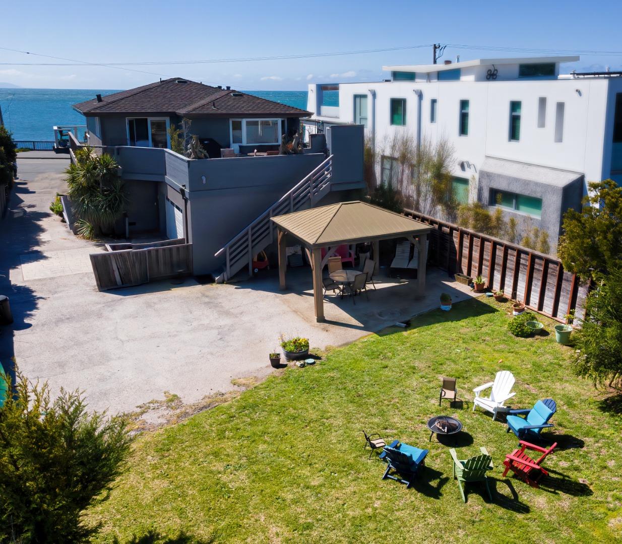 Detail Gallery Image 28 of 35 For 1040 W Cliff Dr, Santa Cruz,  CA 95060 - 4 Beds | 4 Baths