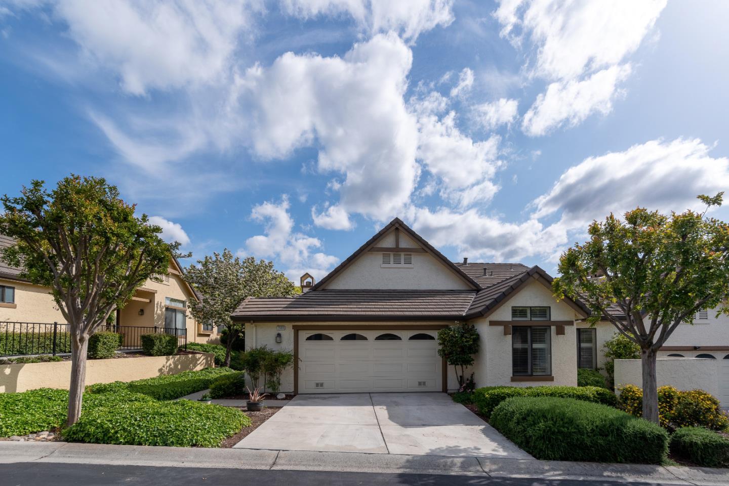 Detail Gallery Image 1 of 1 For 7503 Deveron Ct, San Jose,  CA 95135 - 2 Beds | 2 Baths