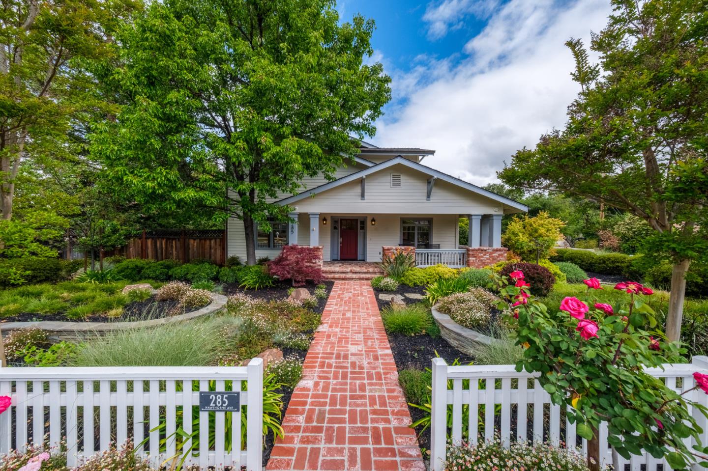 285 Hawthorne Ave, Los Altos, CA 94022 5 Beds 4 Baths (Sold