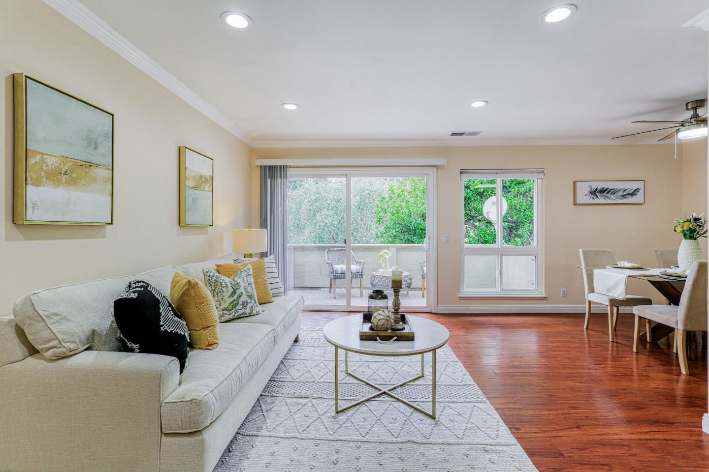 Detail Gallery Image 4 of 19 For 791 N Fair Oaks Ave #6,  Sunnyvale,  CA 94085 - 2 Beds | 1 Baths