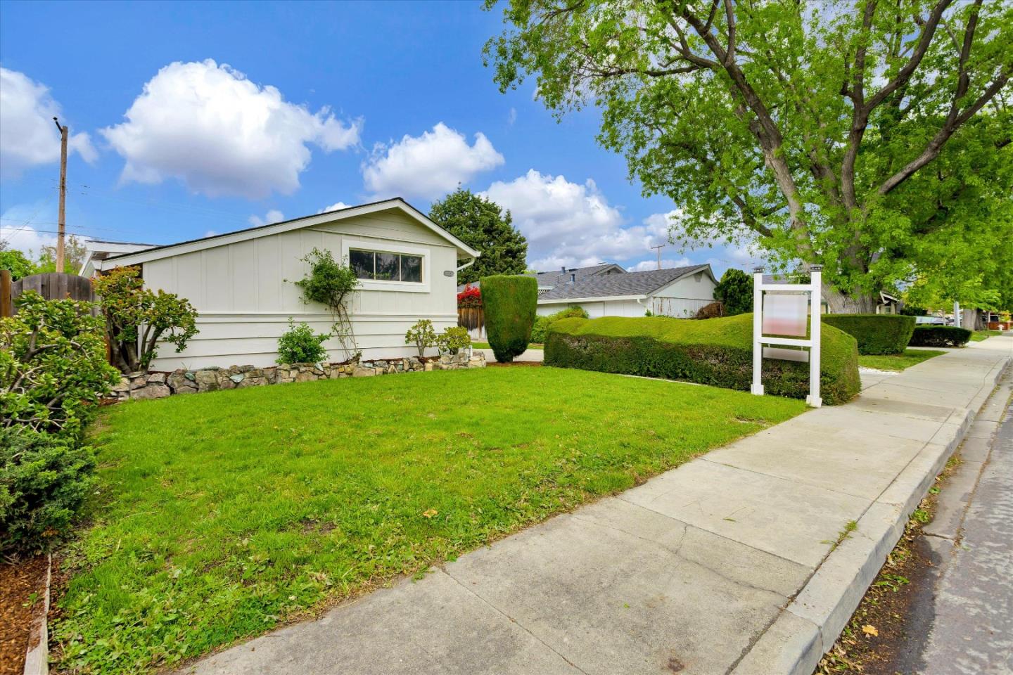 Detail Gallery Image 1 of 1 For 2150 San Antonio Pl, Santa Clara,  CA 95051 - 3 Beds | 2 Baths