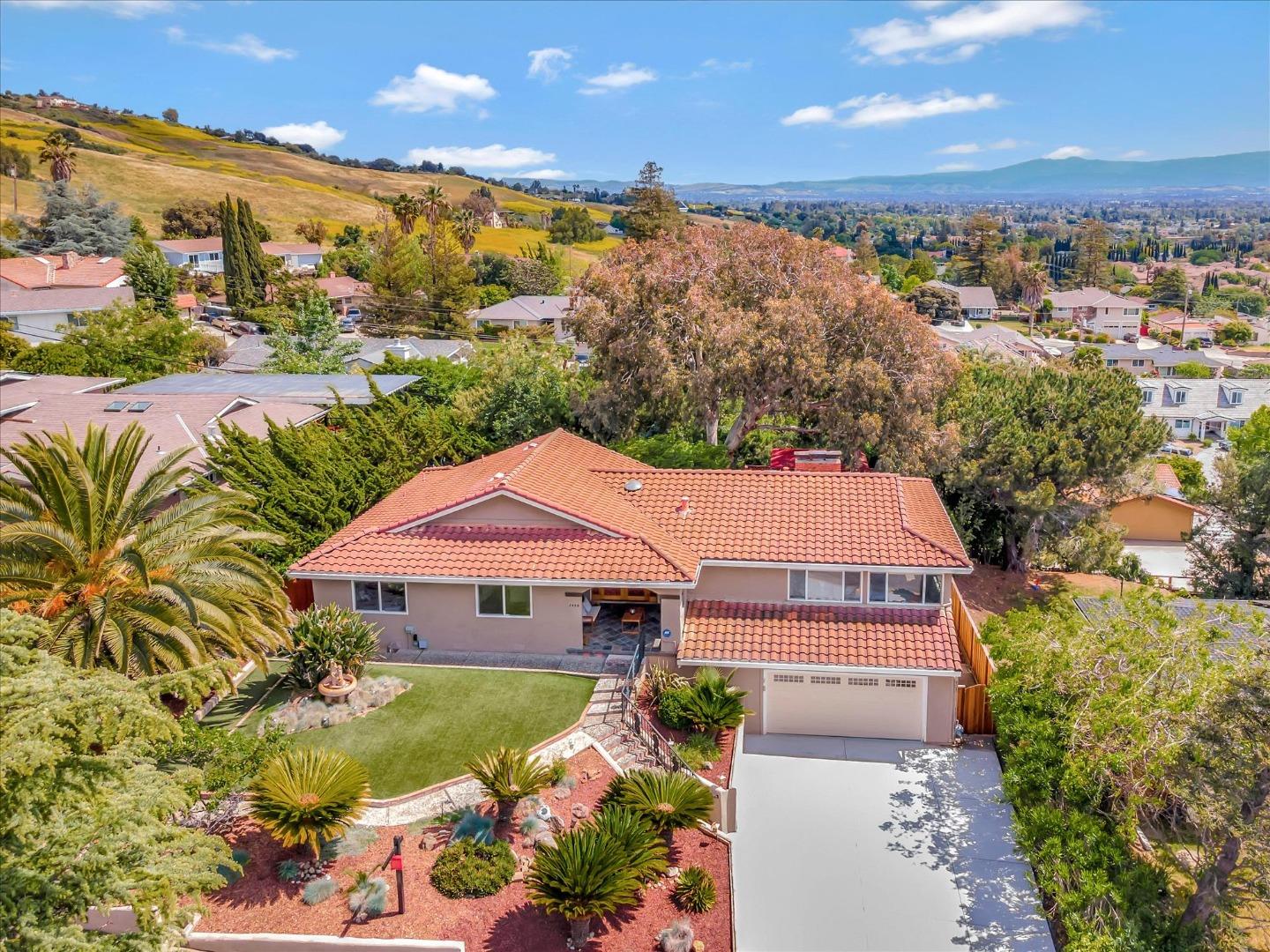 Detail Gallery Image 1 of 15 For 3458 Outlook Ct, San Jose,  CA 95132 - 3 Beds | 3 Baths