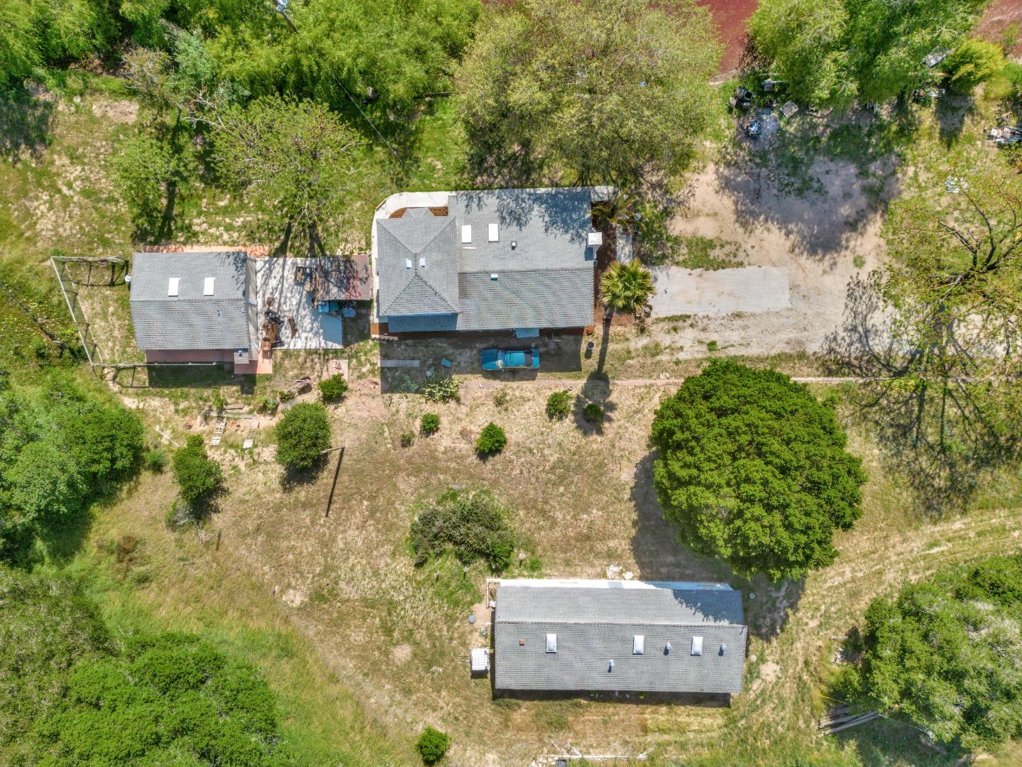 Photo of 1933 San Miguel Canyon Rd in Prunedale, CA