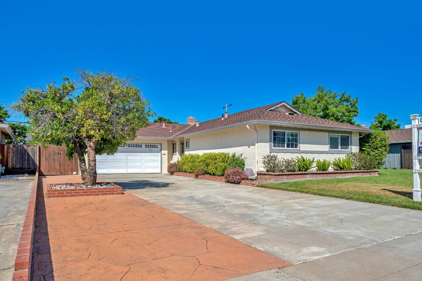 Detail Gallery Image 1 of 1 For 2847 La Jolla Ave, San Jose,  CA 95124 - 3 Beds | 2 Baths