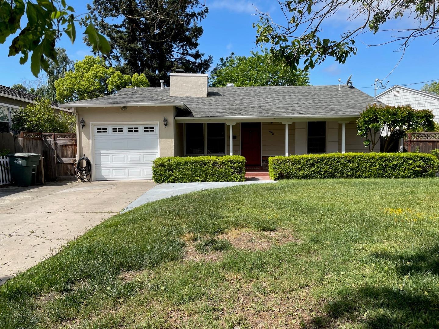 Detail Gallery Image 1 of 1 For 246 St Francis St, Redwood City,  CA 94062 - 3 Beds | 2 Baths