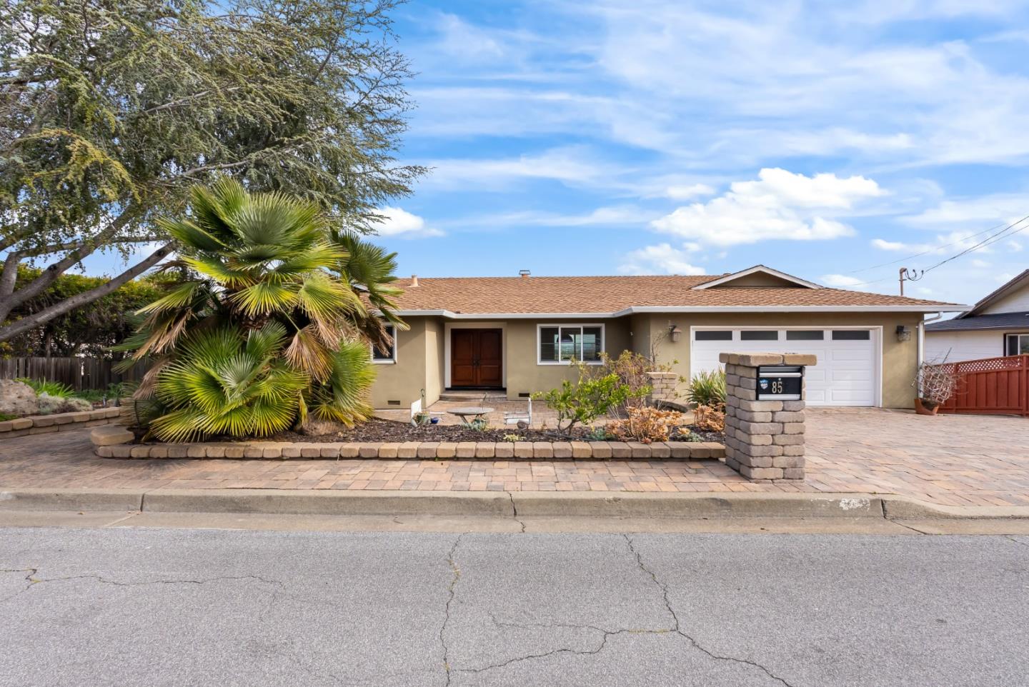 Detail Gallery Image 1 of 1 For 852 Seminole Way, Redwood City,  CA 94062 - 3 Beds | 2 Baths