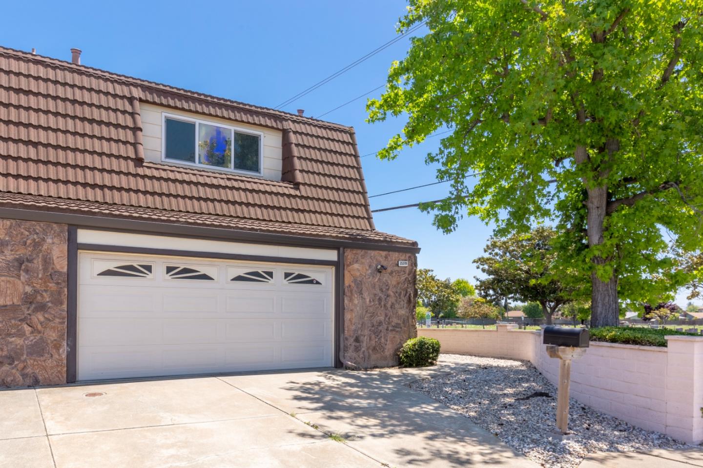 Detail Gallery Image 1 of 1 For 25370 Ironwood Ct a,  Hayward,  CA 94545 - 3 Beds | 2/1 Baths