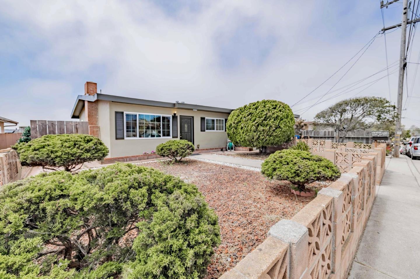 Detail Gallery Image 1 of 1 For 1773 Fernando St, Seaside,  CA 93955 - 3 Beds | 1/1 Baths