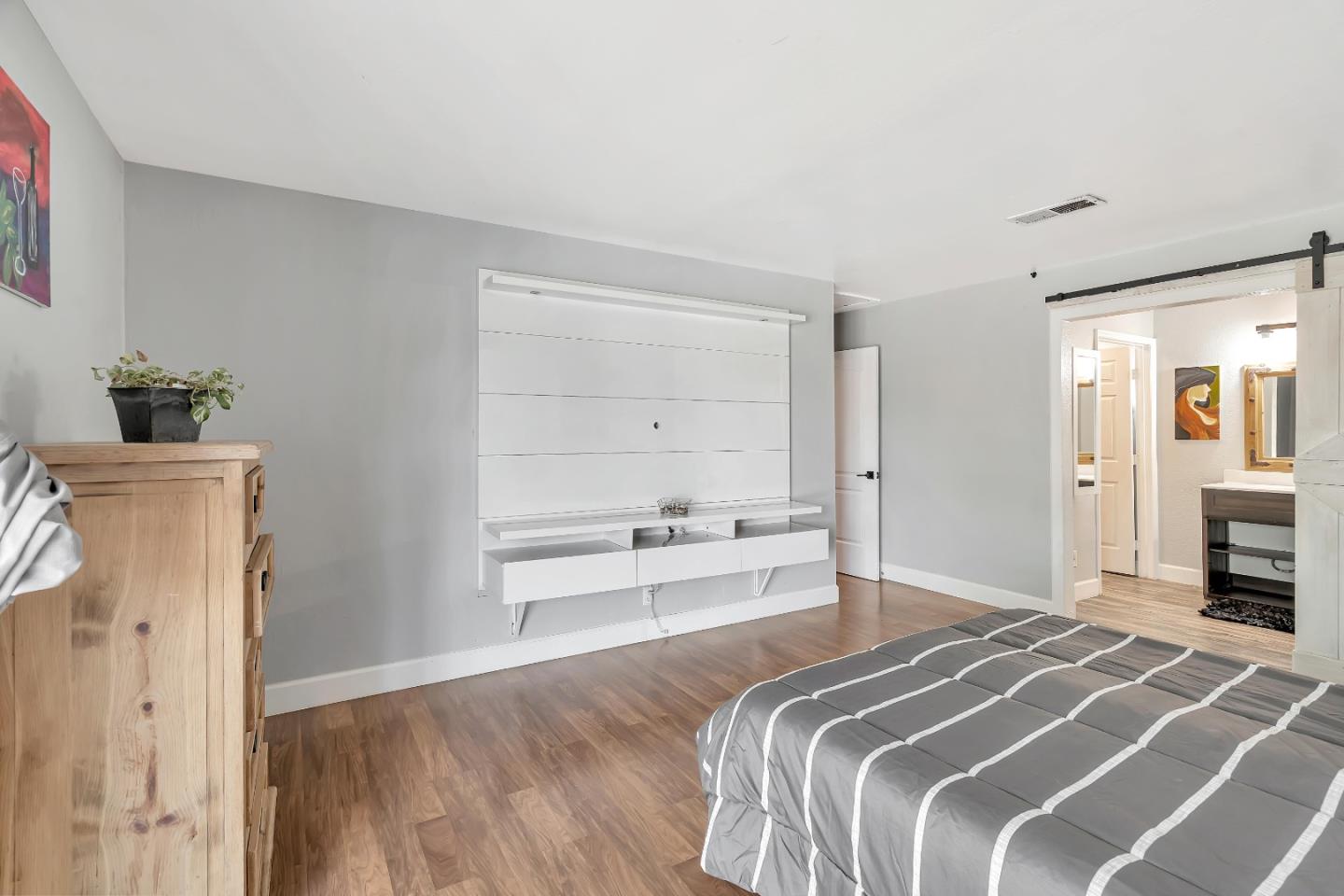 Detail Gallery Image 32 of 50 For 1348 Columbus Cir, Milpitas,  CA 95035 - 4 Beds | 2/1 Baths