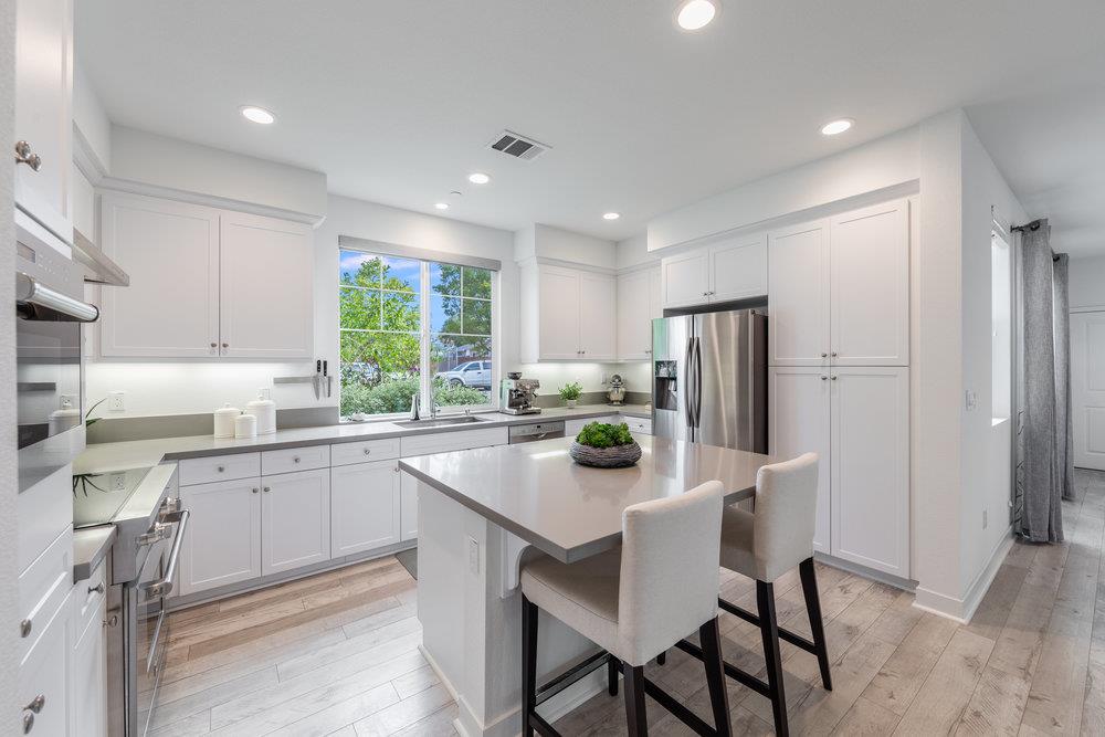 Detail Gallery Image 8 of 61 For 2114 Jose Ave, Santa Cruz,  CA 95062 - 3 Beds | 2/1 Baths