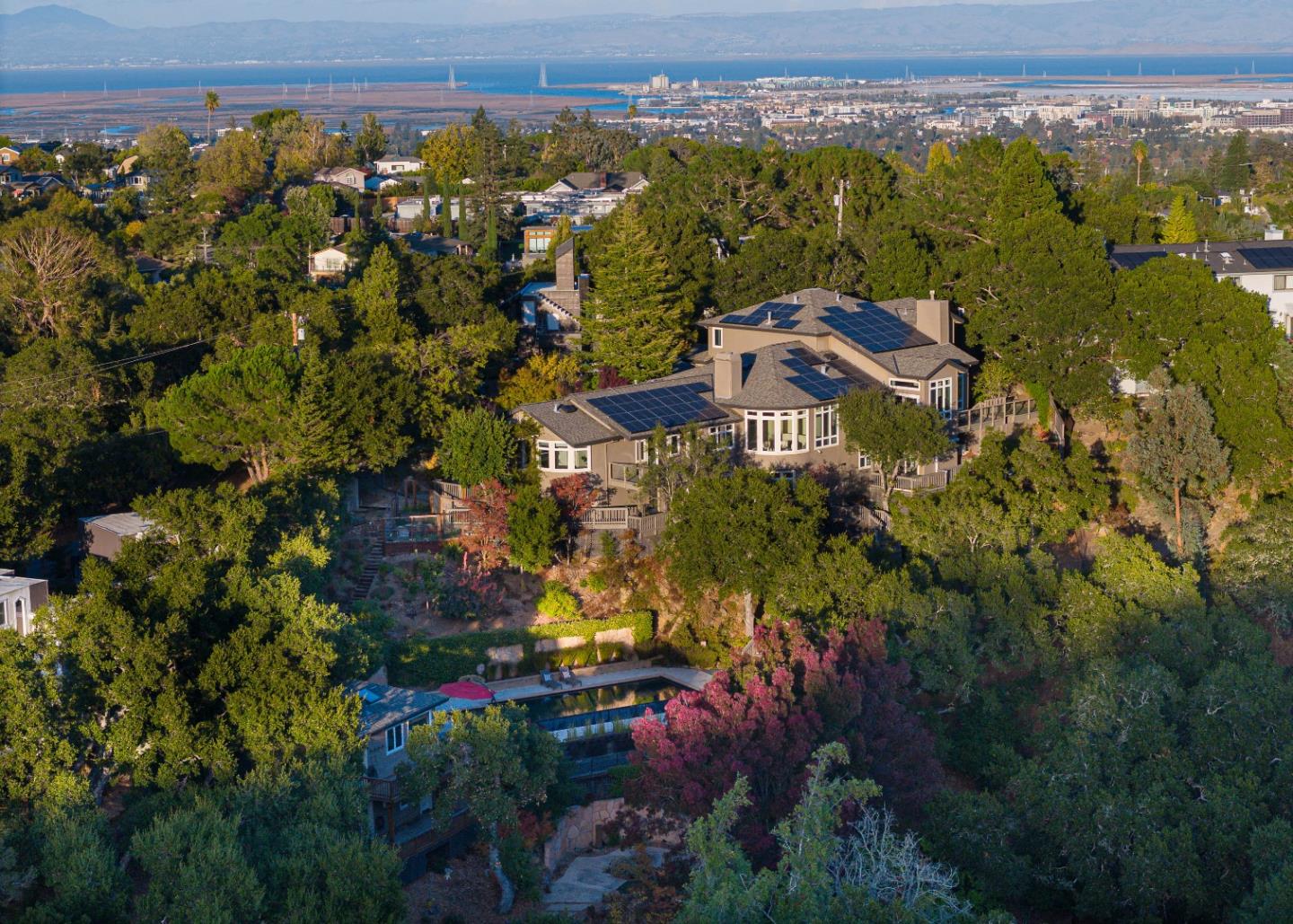 Detail Gallery Image 1 of 1 For 620 Handley Trl, Redwood City,  CA 94062 - 7 Beds | 6/2 Baths