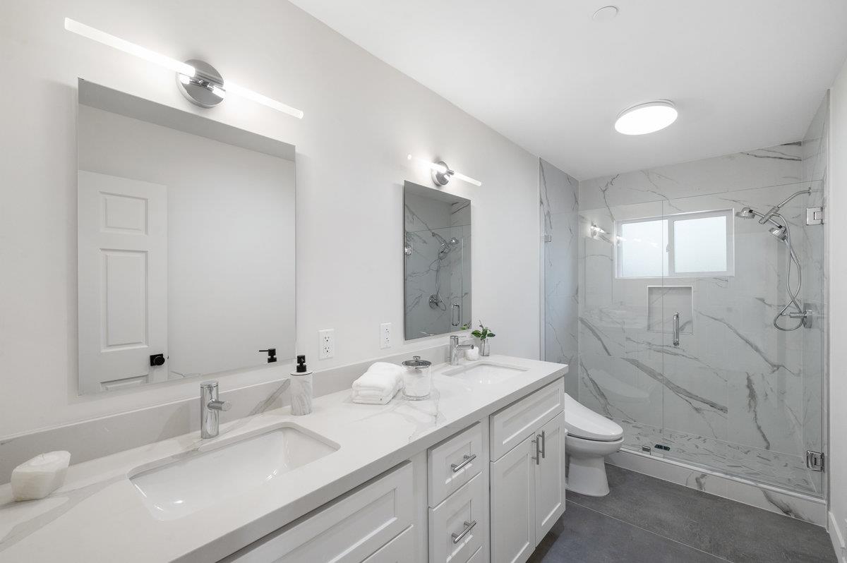 Detail Gallery Image 14 of 23 For 98 Palmer Ln, Atherton,  CA 94027 - 4 Beds | 3 Baths